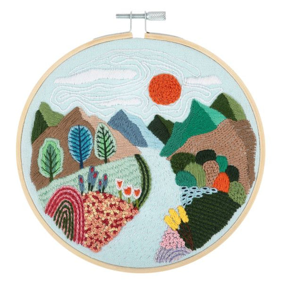 Mountain View Embroidery Kit, with hoop, Trimits TCK059