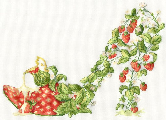 Strawberries and Cream Cross Stitch Kit, Bothy Threads XSK19