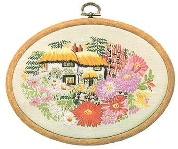 Embroidery Kit Aster Cottage, Design Perfection E182