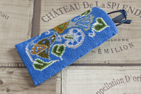 Birds Tapestry Kit Glasses Case/Phone Case, Cleopatra's Needle