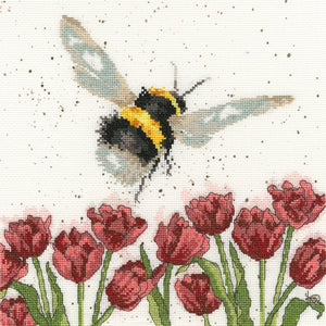 Cross Stitch Kit Flight of the Bumble Bee, Hannah Dale Wrendale Designs XHD41