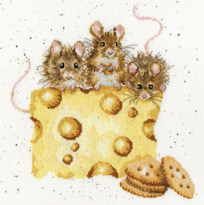 Crackers About Cheese Cross Stitch Kit, Hannah Dale Wrendale XHD53