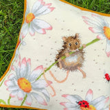 Daisy Mouse Tapestry Kit, Needlepoint Kit Bothy Threads THD80
