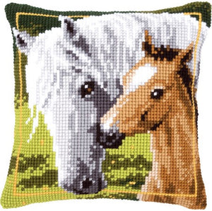 Mare and Foal CROSS Stitch Tapestry Kit, Vervaco pn-0144668