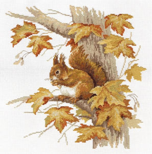 Red Squirrel Cross Stitch Kit, Panna J-1472