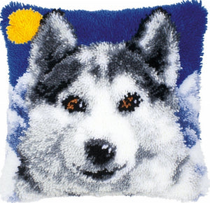 Wolf Latch Hook Kit Cushion, Vervaco pn-0014127