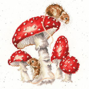 The Fairy Ring Cross Stitch Kit, Bothy Threads, Wrendale Designs XHD101